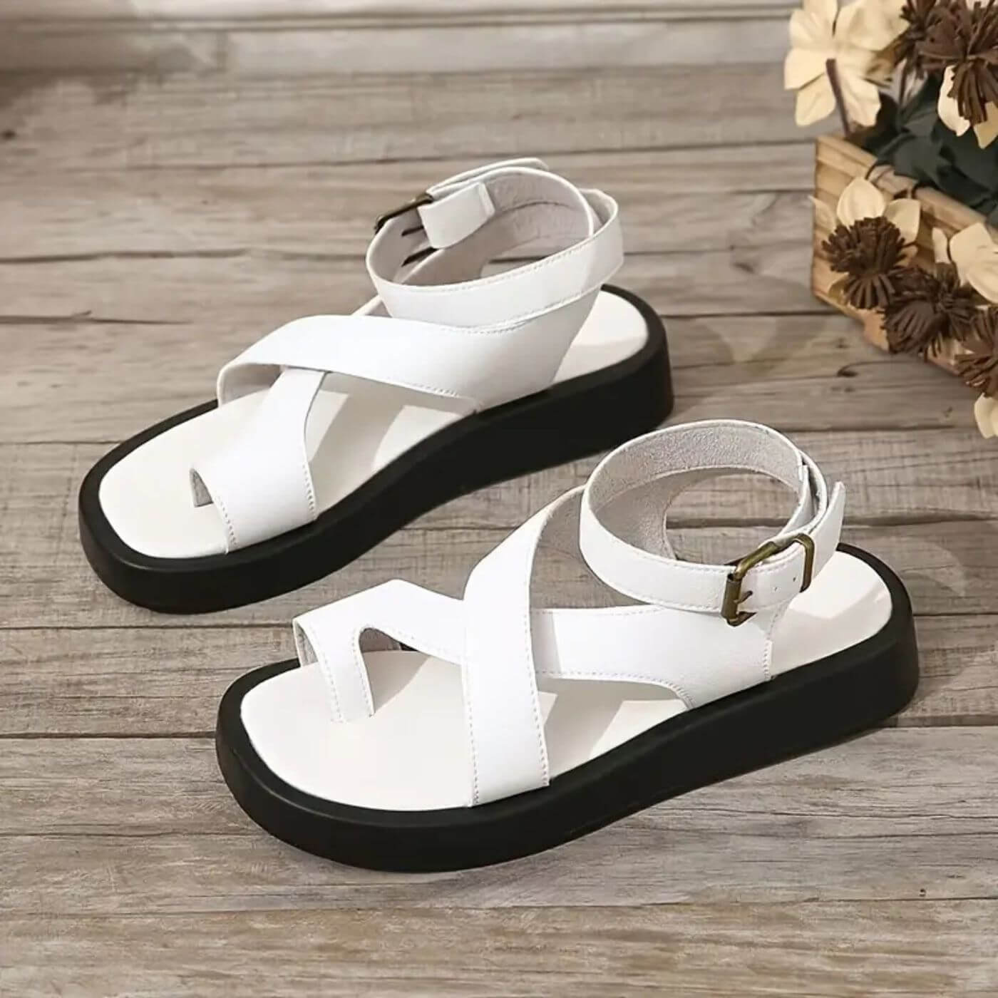 Britta™ – Ortopediske Sandaler med Tåstropp