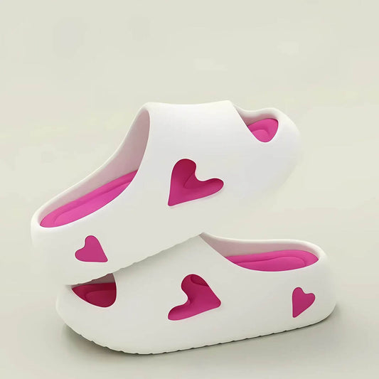 Amora™ - Flip flops med hul hjerte-design og skyfølelse